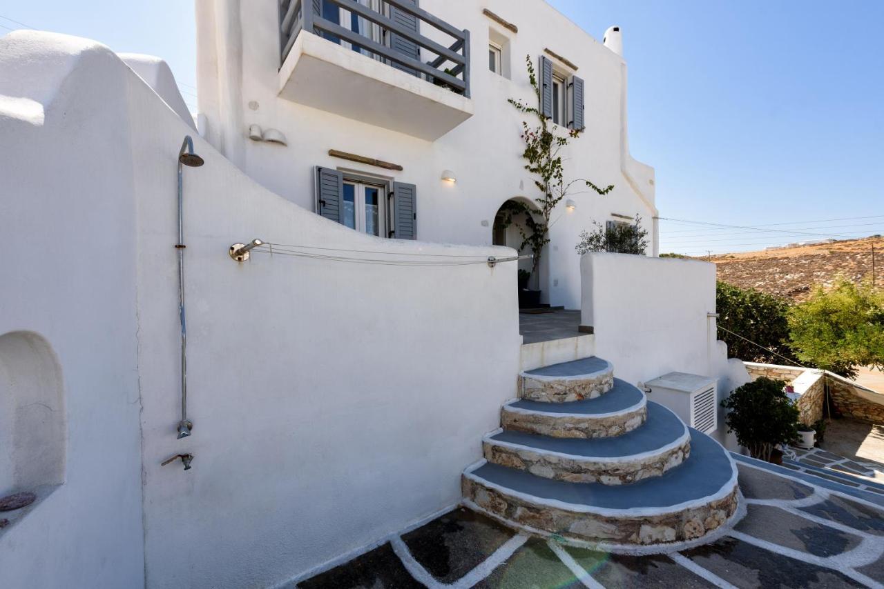 Hara'S Villa In Naousa , Paros Bagian luar foto