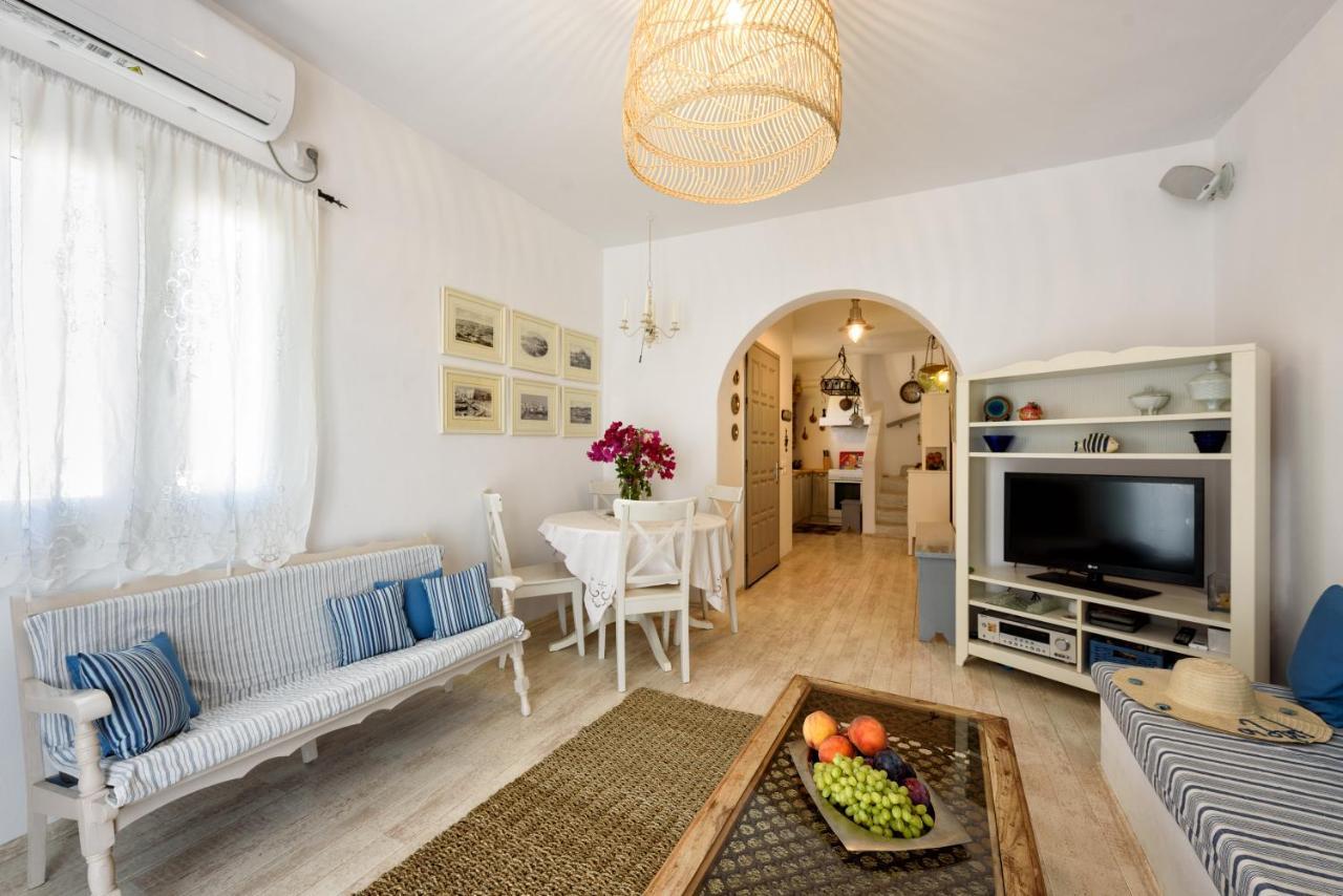 Hara'S Villa In Naousa , Paros Bagian luar foto