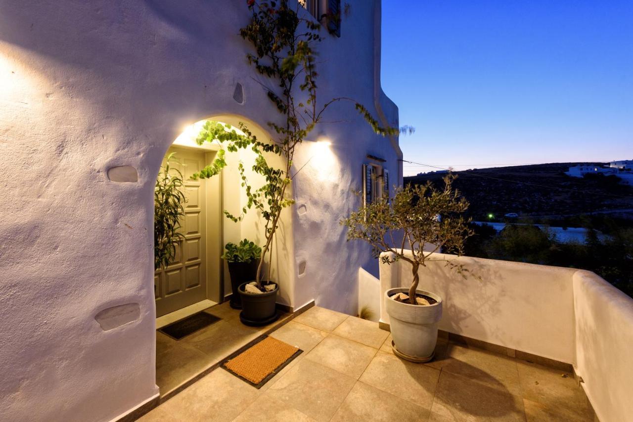Hara'S Villa In Naousa , Paros Bagian luar foto