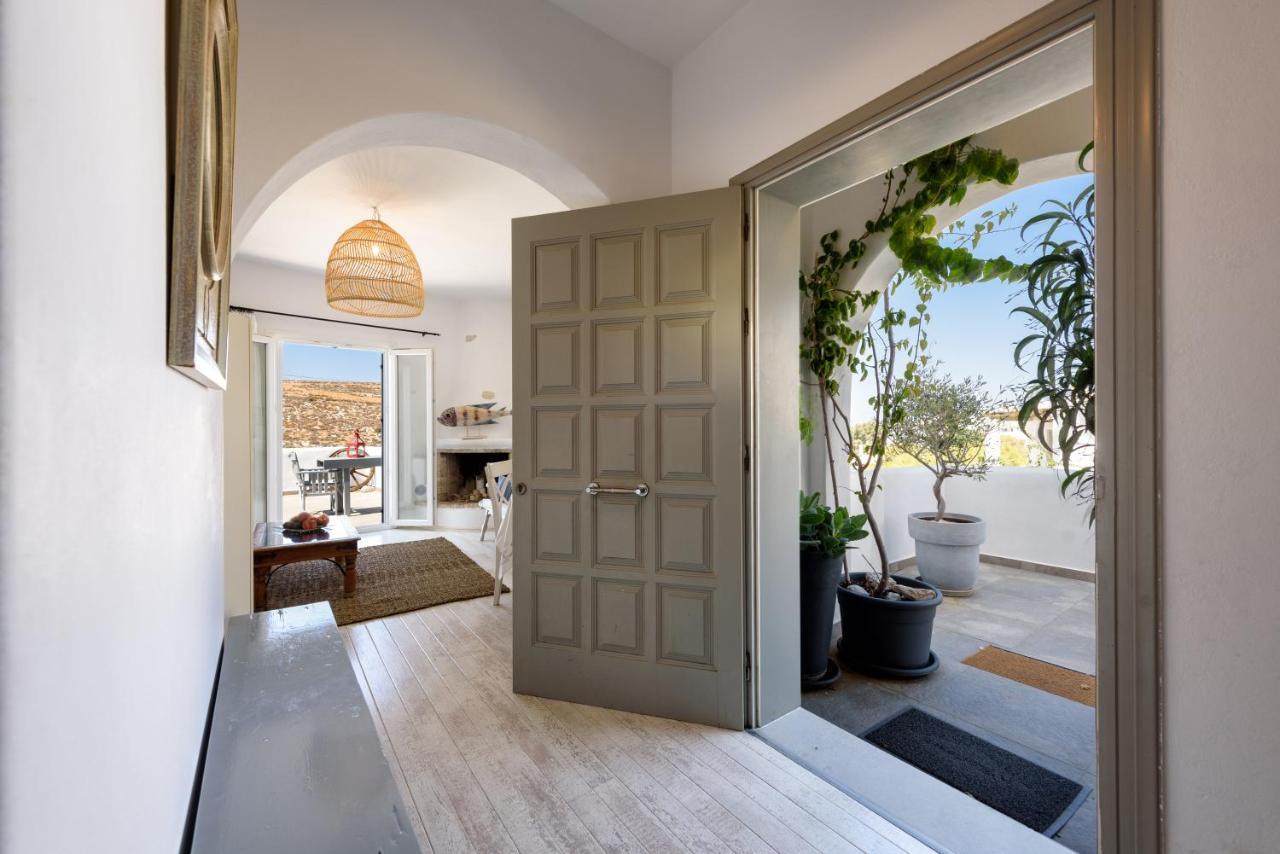 Hara'S Villa In Naousa , Paros Bagian luar foto