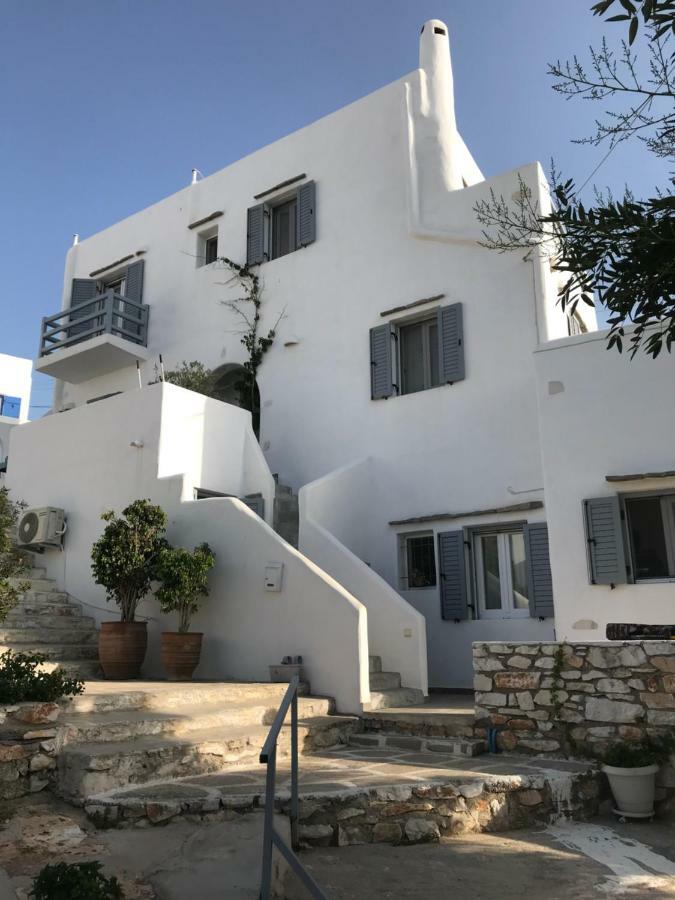Hara'S Villa In Naousa , Paros Bagian luar foto